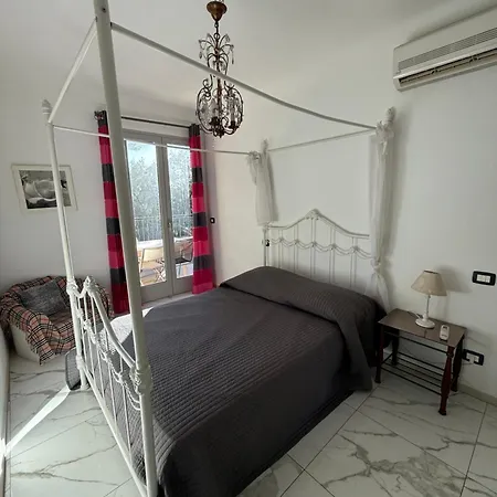 Apartment Angelina Front Grimaud