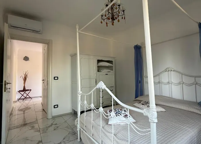 Angelina Front 아파트 그리모