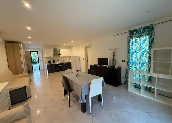 아파트 Angelina Front 그리모